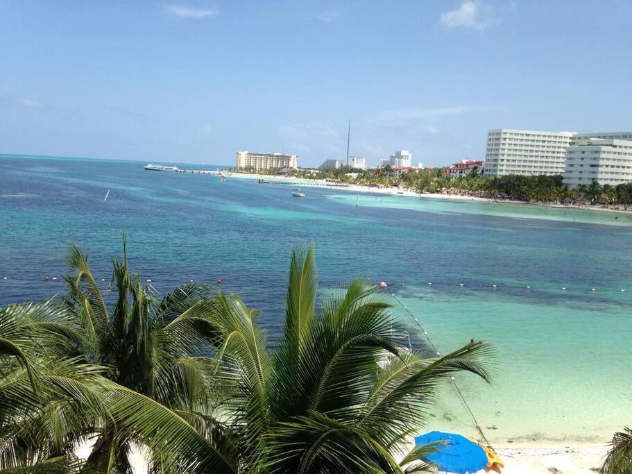 Appartamento Amazing Ocean Front. 418 Cancún Esterno foto