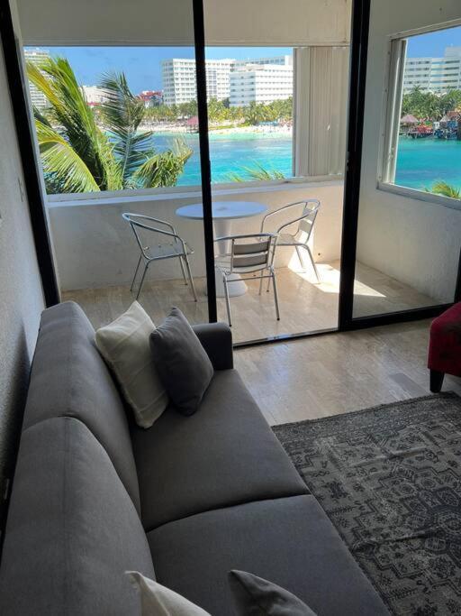 Appartamento Amazing Ocean Front. 418 Cancún Esterno foto